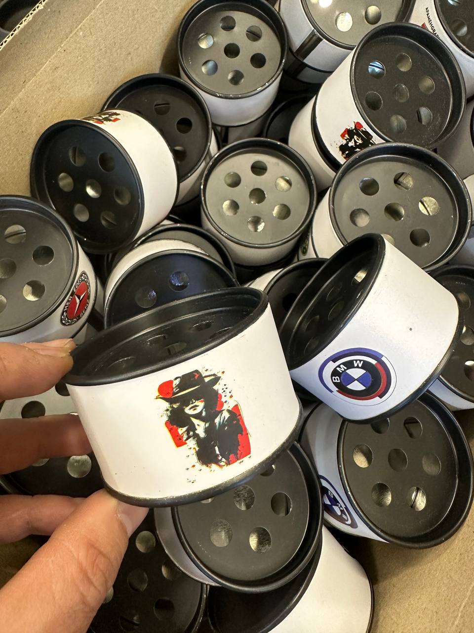 زیر سیگاری نقلی فلزی